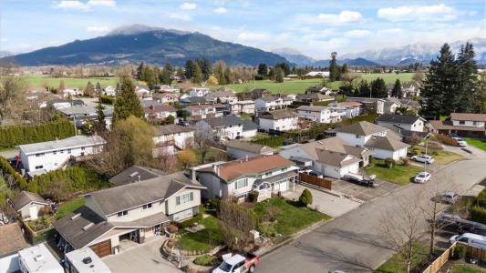 46675 OSBORNE ROAD, Chilliwack, British Columbia V2P 6T6, Canada