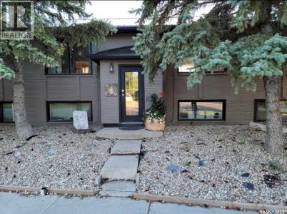 2440 ABBOTT ROAD, Regina, Saskatchewan S4N 2K3, Canadá