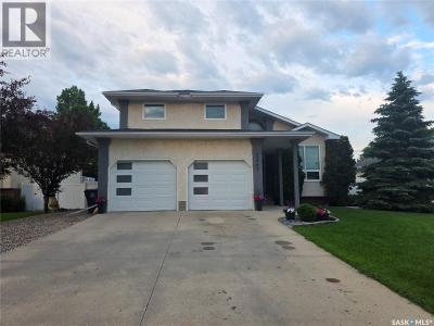 2267 NEWCOMBE DRIVE, Estevan, Saskatchewan S4A 2S6, Canada