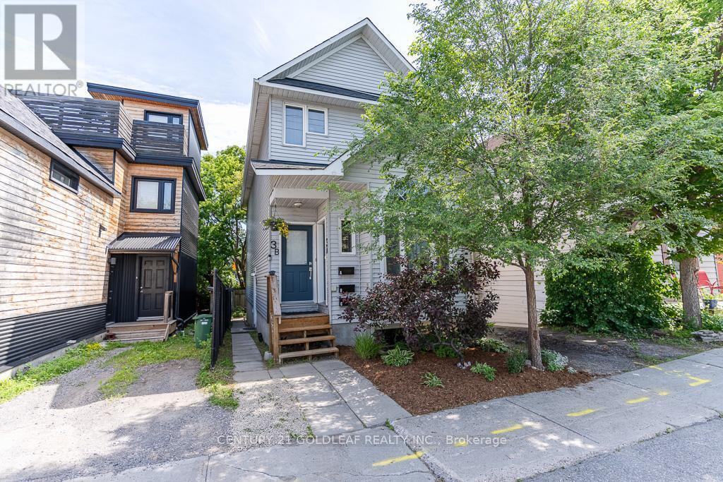 3 HILDA STREET, Ottawa, Ontario K1Y 2B1, Canada