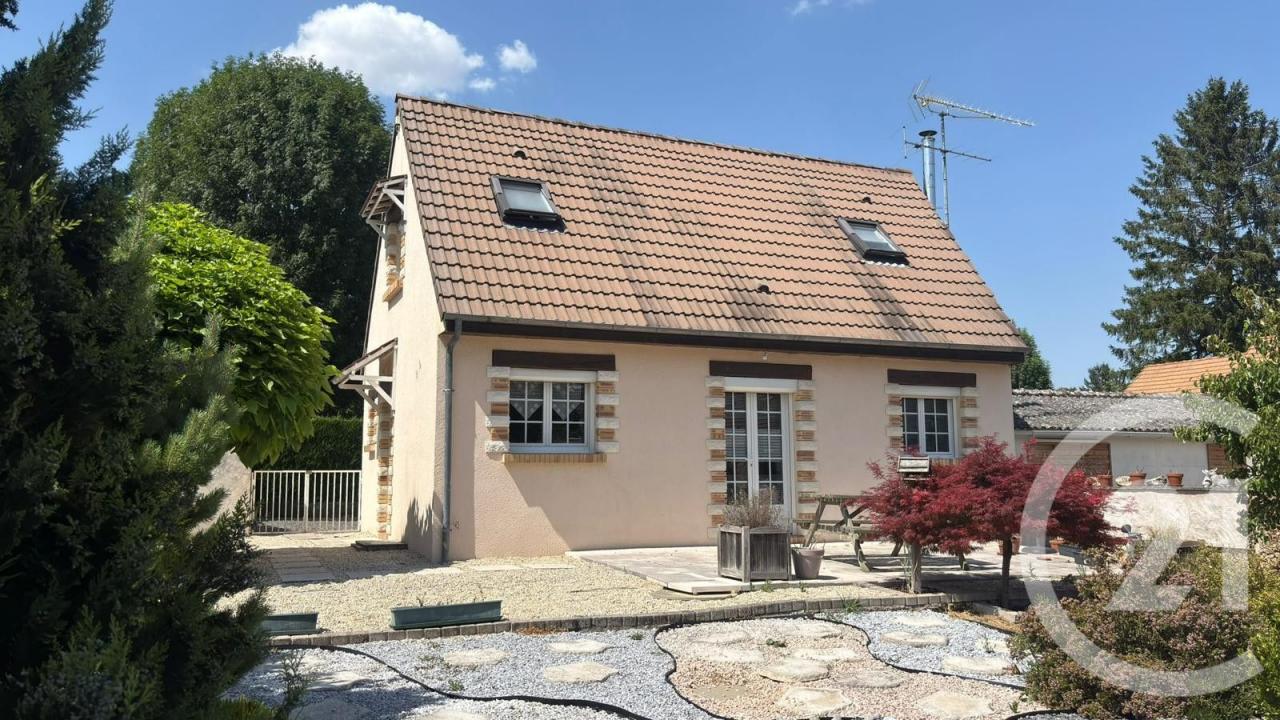 Croth, Haute-Normandie 27530, France