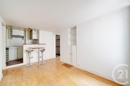 Paris, Île-de-France 75010, France