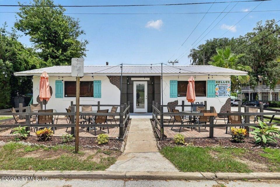 2 N Park St , Crescent City, Florida 32112, Estados Unidos