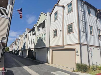 8314 N Peyton Way, West Hills, California 91304, USA