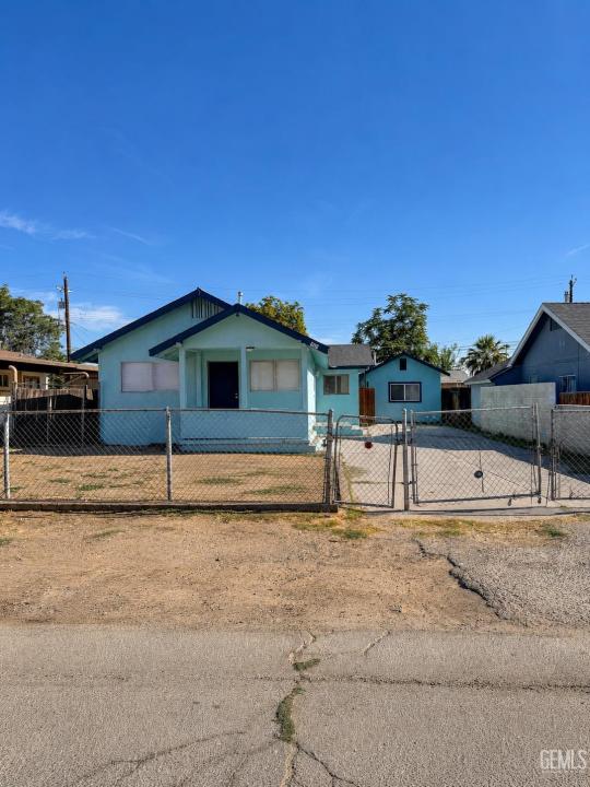 616 Fig Street, Bakersfield, California 93304, Stati Uniti