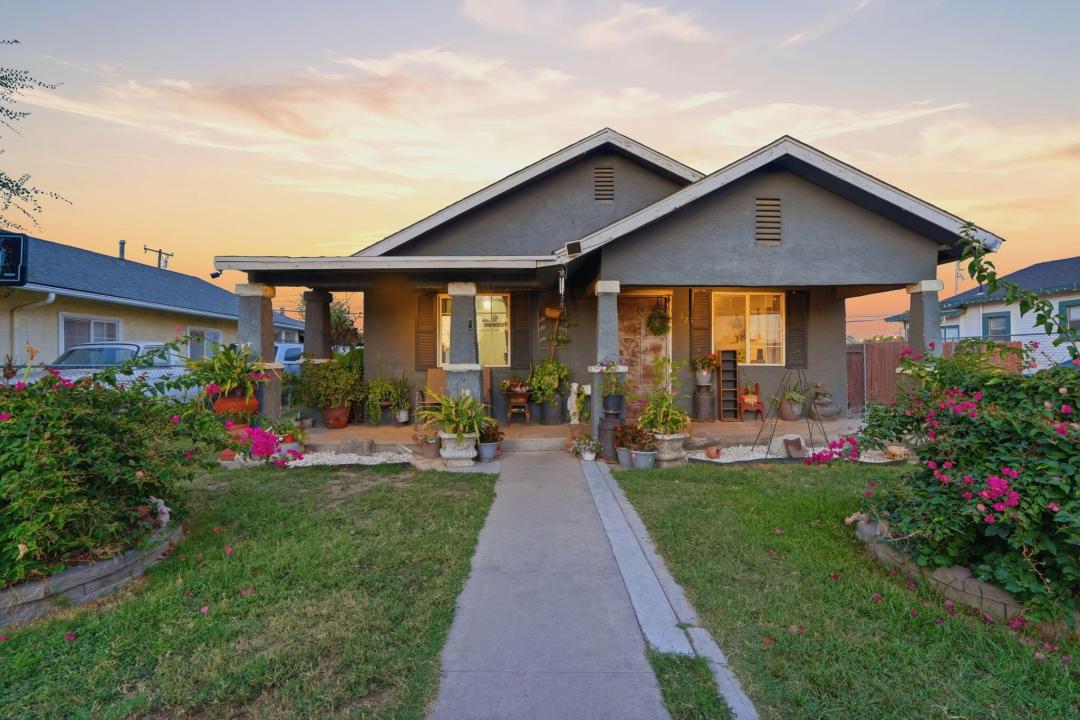 125 S Orange Avenue, Exeter, California 93221, Stati Uniti
