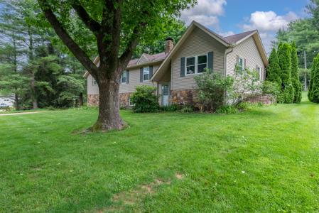 3500 W Springwood CT, Bloomington, Indiana 47404, USA