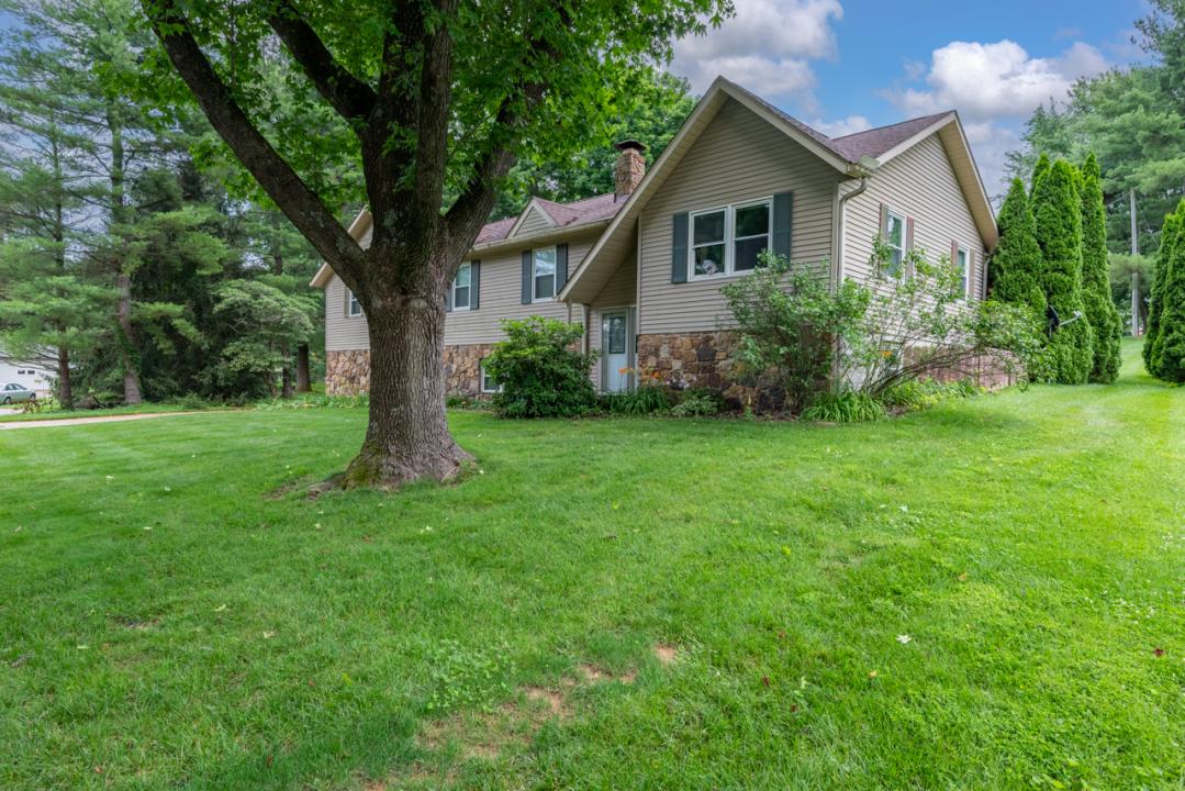 3500 W Springwood CT, Bloomington, Indiana 47404, USA