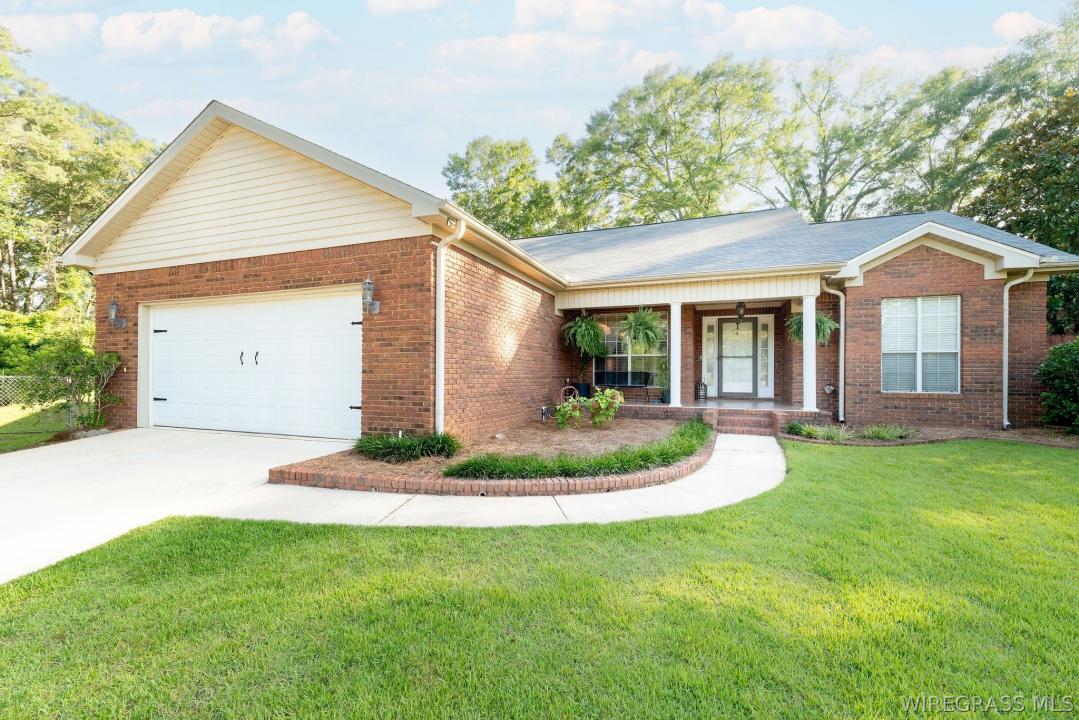 122 Sioux Street, Enterprise, Alabama 36330, USA