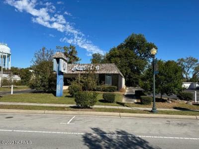 714 Broad Street, New Bern, North Carolina 28562, USA