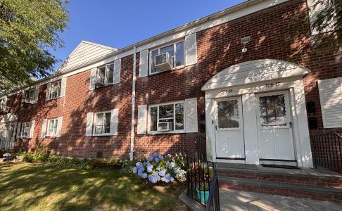 224-14 Hillside Avenue #Apt 39-7, Queens Village, New York 11427, États-Unis