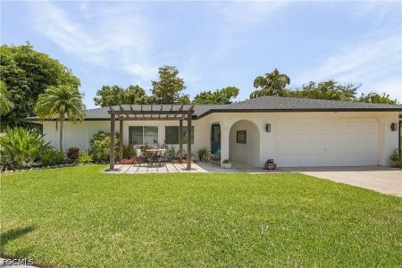 6954 Pickadilly Court, Fort Myers, Floride 33919, États-Unis
