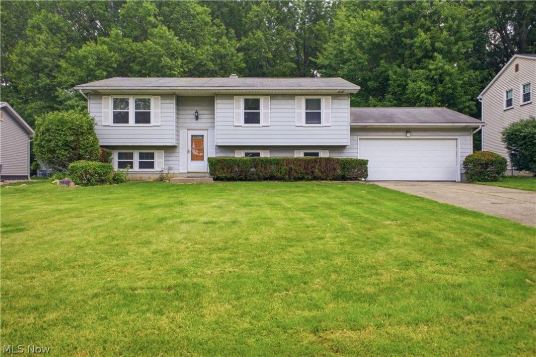 7533 Jaguar Drive, Boardman, Ohio 44512, USA
