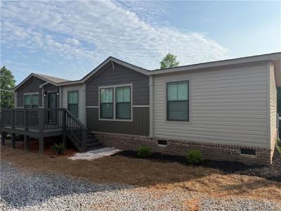 654 Robertson Loop Road, Clarkesville, Géorgie 30523, États-Unis