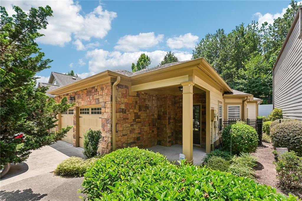 204 Oakleaf Drive, Acworth, Georgia 30102, USA