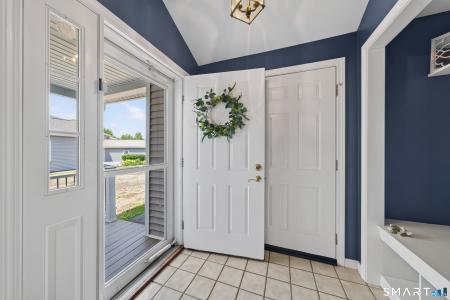 835-#E Long Hill Road, Middletown, Connecticut 06457, États-Unis