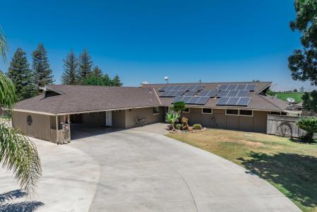 936 E Nebraska Avenue, Dinuba, Californie 93618, États-Unis