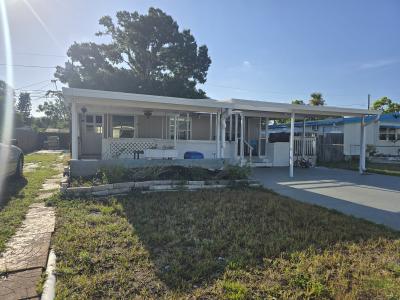 5271 77th St. N., St. Petersburg, Florida 33709, USA