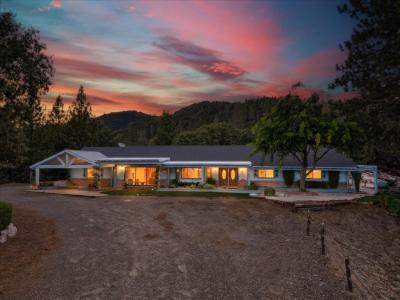 5311 Chowchilla Mtn. Rd., Mariposa, California 95338, USA