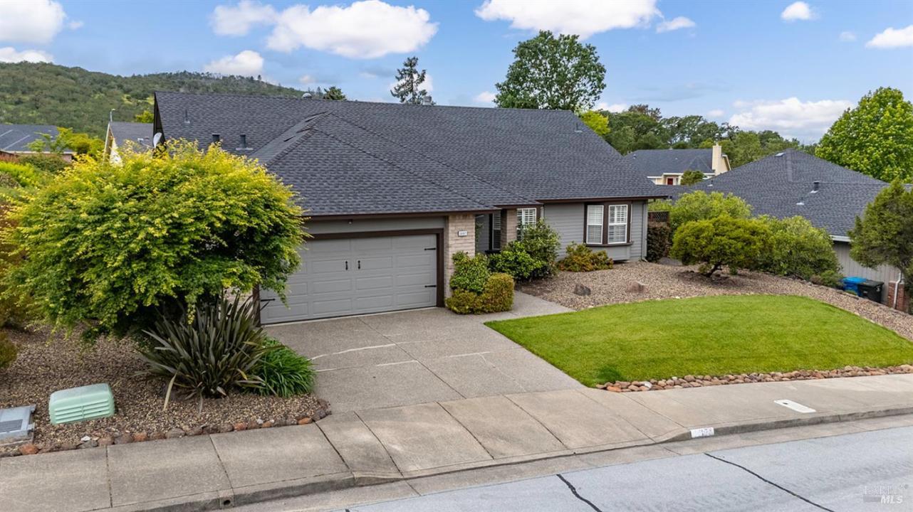 5992 Stone Bridge Rd, Santa Rosa, Kalifornien 95409, USA