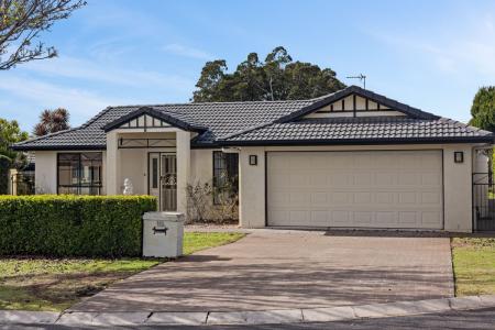 10 Scullin Street, Middle Ridge, QLD 4350, Australia