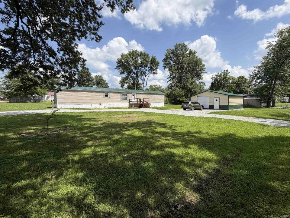 402 S Levy Street, Jasonville, Indiana 47438, États-Unis