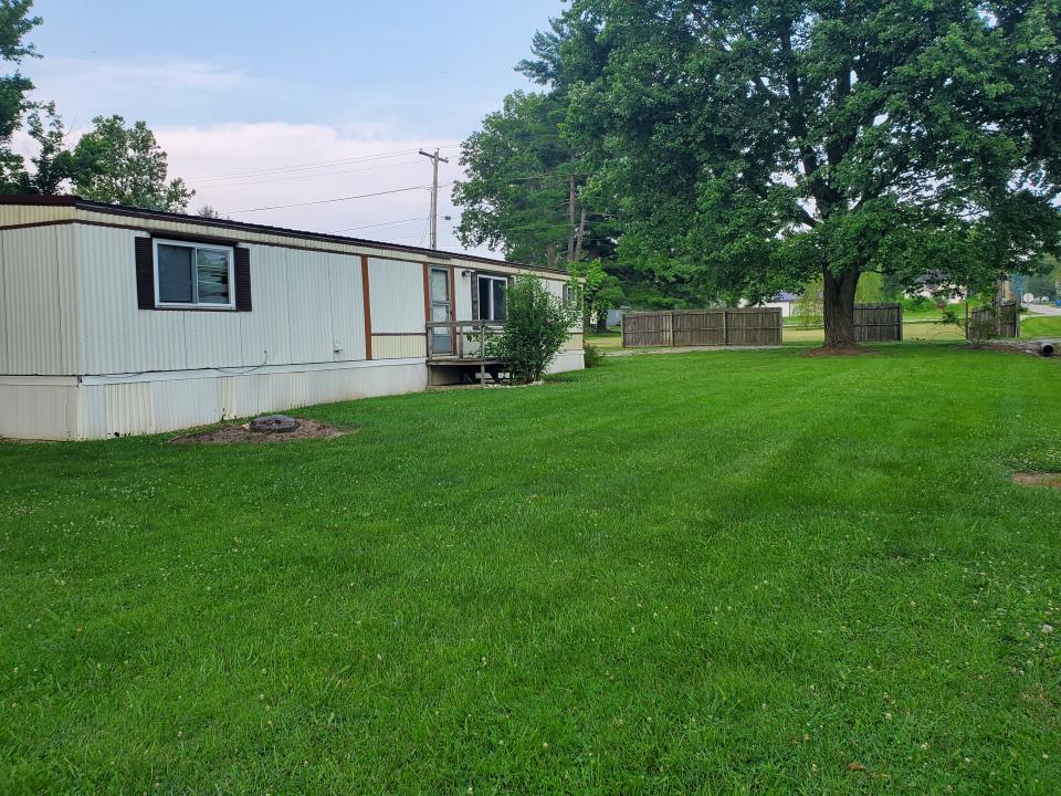 128 S Kentucky St, Jasonville, Indiana 47438, États-Unis