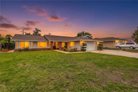 318 Sandalwood Dr, Calimesa, California 92320, USA