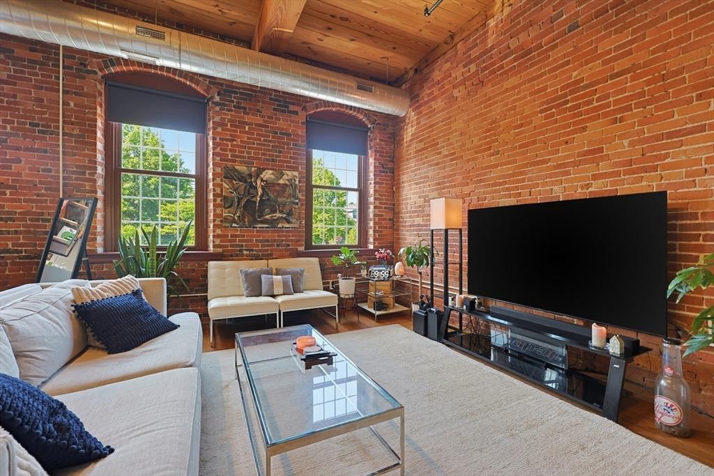 37 Millyard , 209, Amesbury, Massachusetts 01913, États-Unis