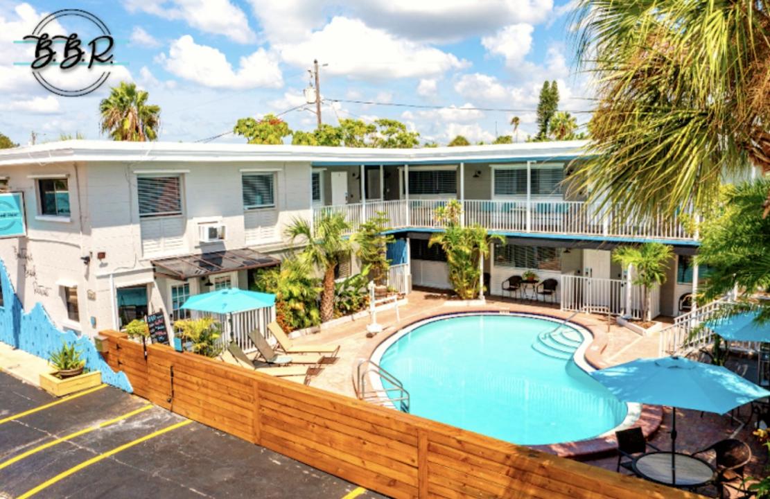 11965 Gulf Blvd, Treasure Island, Florida 33706, USA