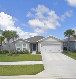605 Lychee Lane, Fort Pierce, Florida 34981, USA