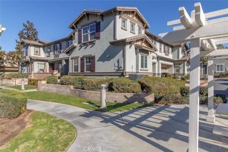 22331 Blue Lupine, Grand Terrace, Kalifornien 92313, USA