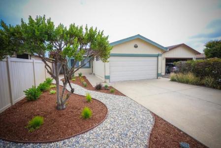 517 Vivienne Drive, Watsonville, California 95076, USA