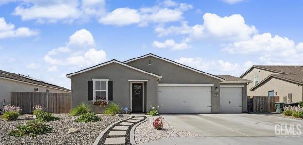 7717 Ridge Forest Drive, Bakersfield, 加利福尼亚州 93313, 美国