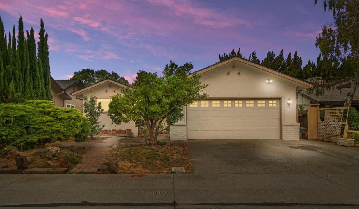 1005 Dover Drive, Lodi, Californie 95242, États-Unis