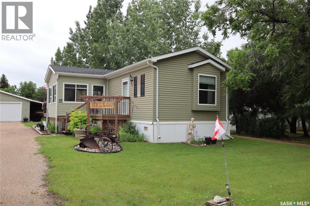 60 PELICAN STREET E, Wood River Rm No. 74, Saskatchewan S0H 2K0, Canada