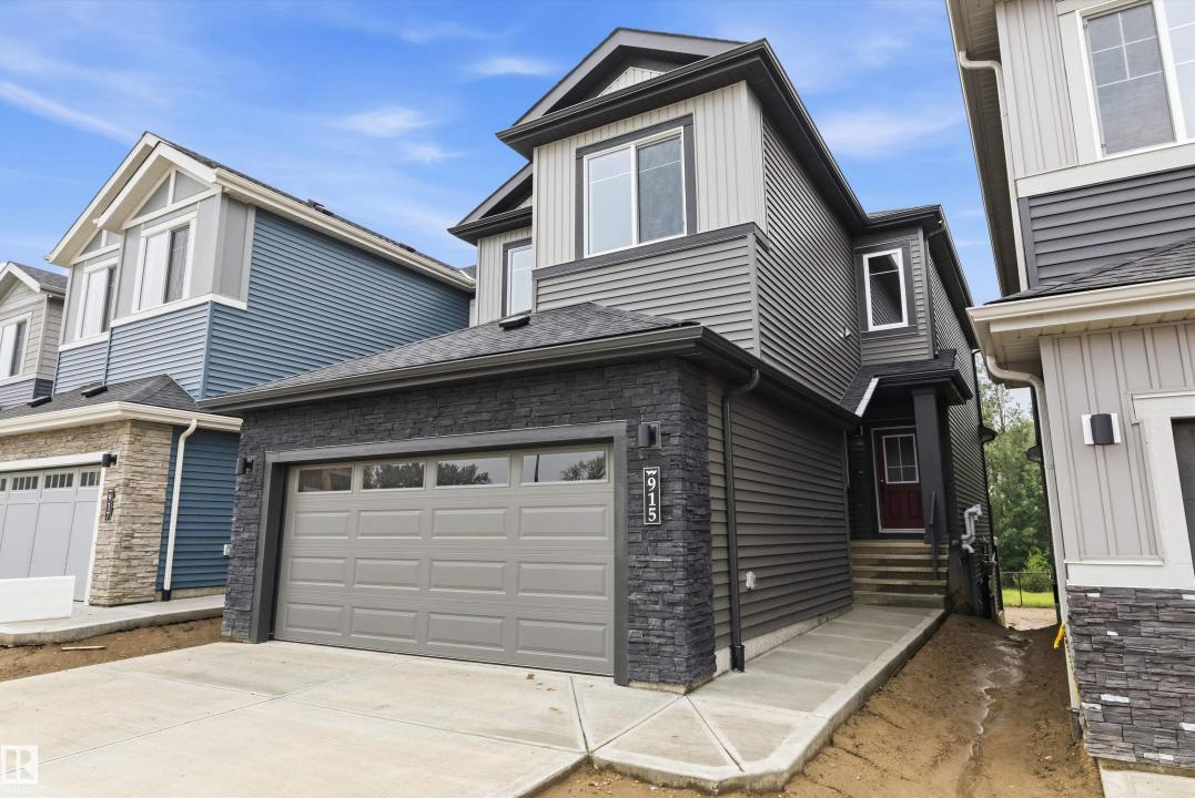 915 ELDERBERRY LANDING NW, Edmonton, Alberta T6M 3K3, Canadá