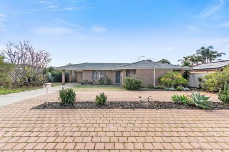 17 Richards Crescent, Craigie, WA 6025, Australia