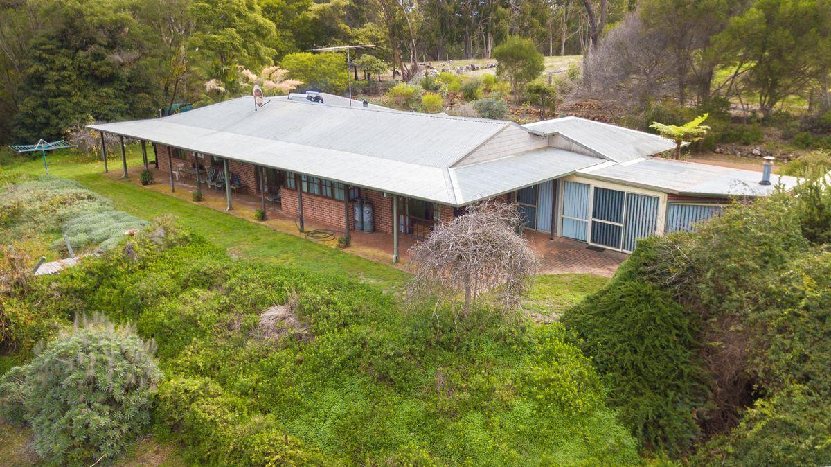 15 Walter Road, Bridgetown, WA 6255, Australia