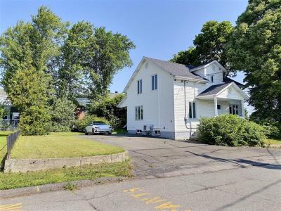 46  Rue Pelletier, Saint-Antonin, Quebec G0L 2J0, CANADÁ