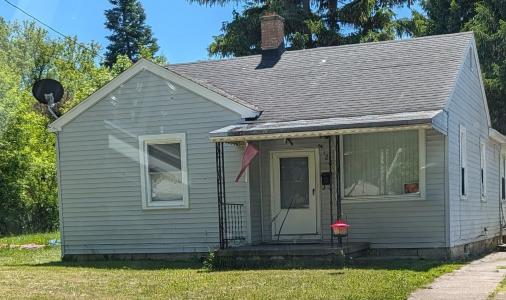 4122 Lamson, Saginaw, Michigan 48601, USA