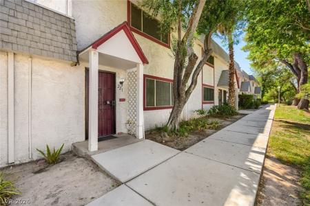 221 Pecos Way, Las Vegas, Nevada 89121, USA