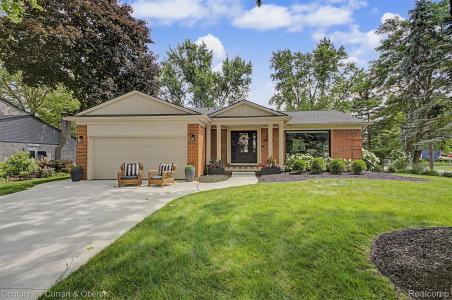 42299 Sunnydale Lane, Northville Township, Michigan 48168