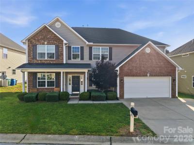 197 Roanoke Road, Fletcher, North Carolina 28732, USA