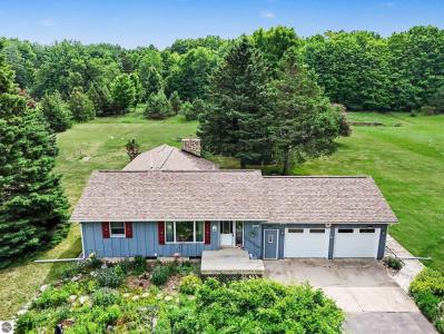 3091 Lake Ann Road, Interlochen, Michigan 49643, USA
