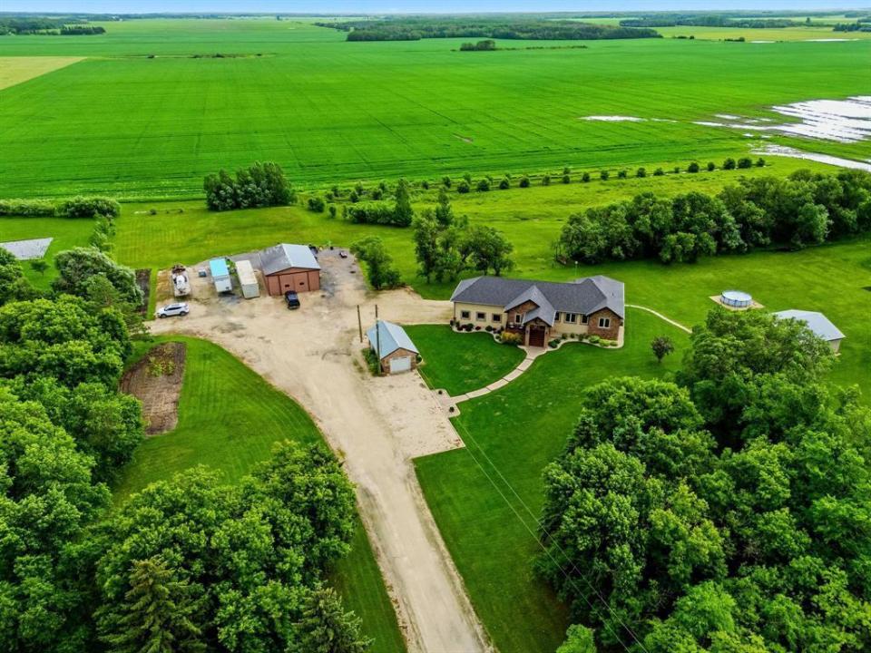 63105 DUNDEE GARSON RD 33E ROAD, Oakbank, Manitoba R0E 1J0, Canadá