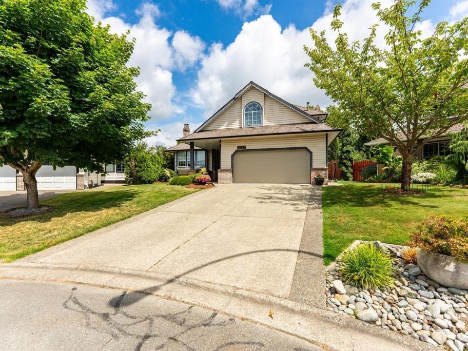 6089 185 STREET, Surrey, Columbia Britannica V3S 7P7, Canada