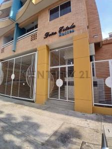 Callejon prebo Alquiler de Apartamento  Av. Bolívar Norte. Edificio Doña Estela, Valencia, Carabobo 00001, Venezuela