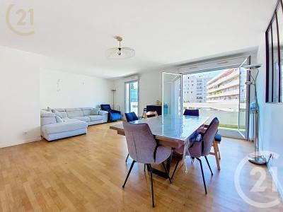 Levallois Perret, Île-de-France 92300, France