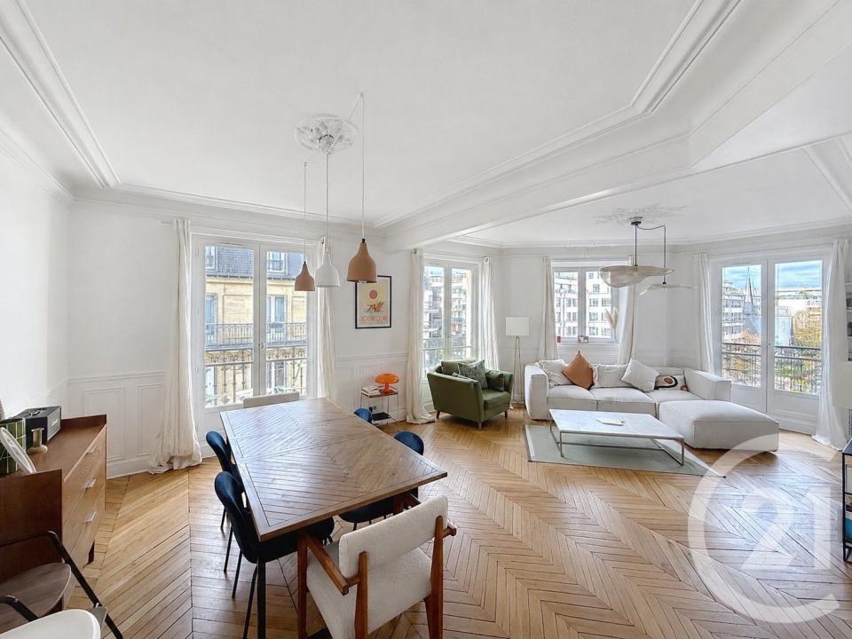 Levallois Perret, Île-de-France 92300, France